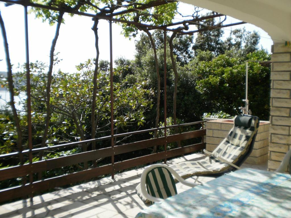 Apartments Pinezic Martinšćica 客房 照片